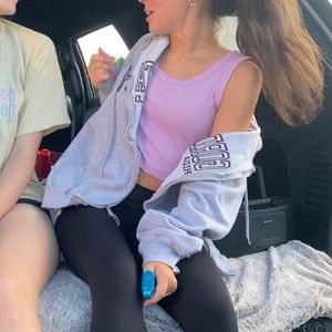 Shein XS Purple Tank!💜☔️